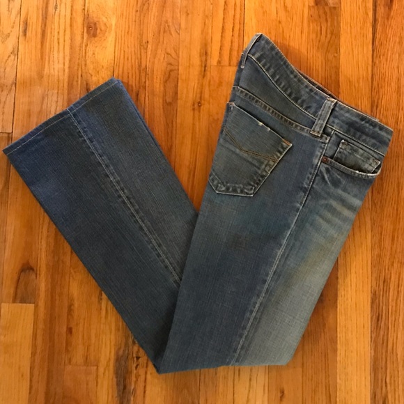 GAP Curvy Flare Stretch Sz 4 - Picture 2 of 10